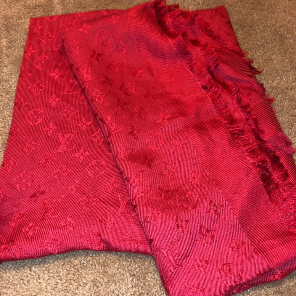 Louis Vuitton scarf